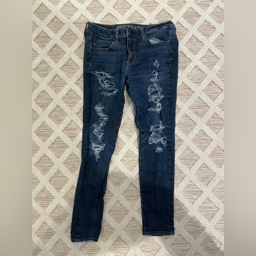 American Eagle dark wash ripped jeans